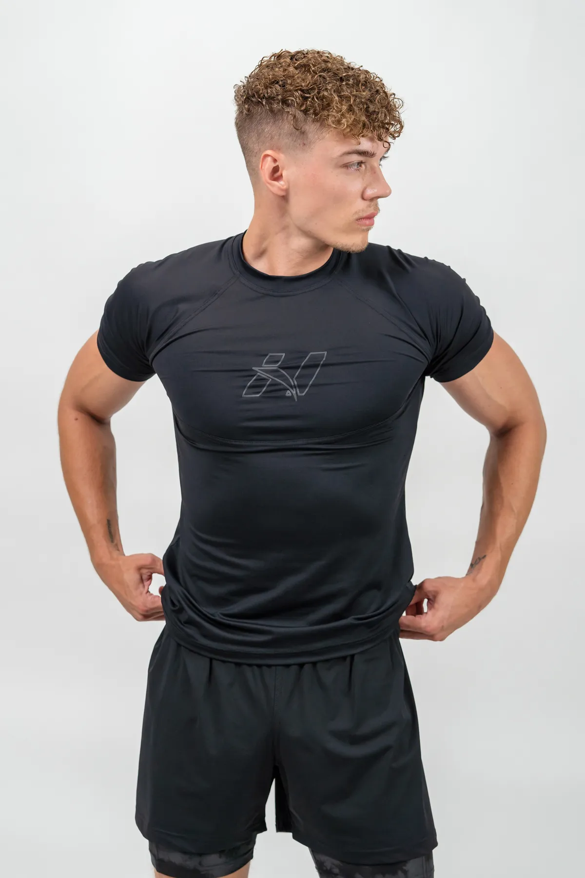 Nebbia Workout Compression T-shirt ENDURANCE 346 μαύρο Μ