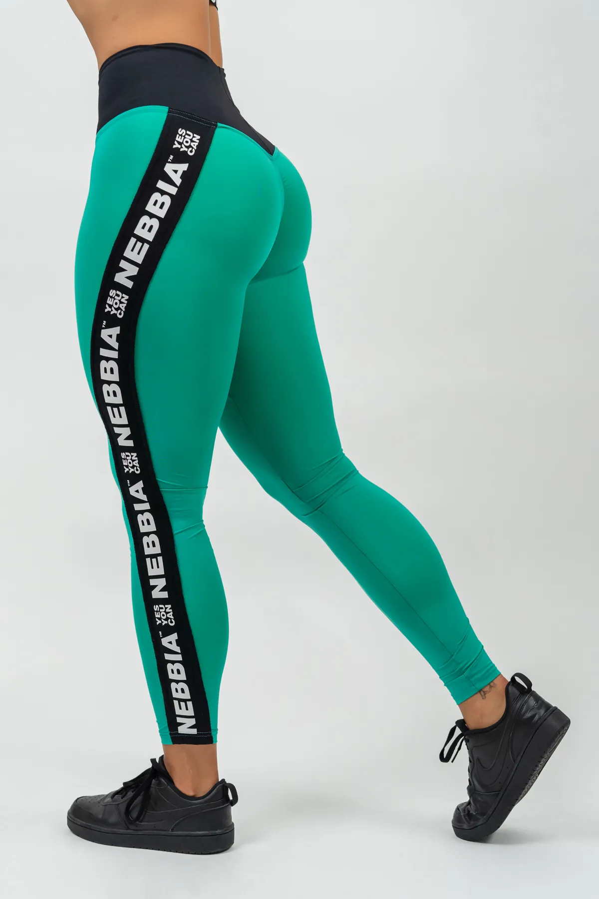 Nebbia High Waisted Side Stripe Leggings ICONIC 209 green M (medium)