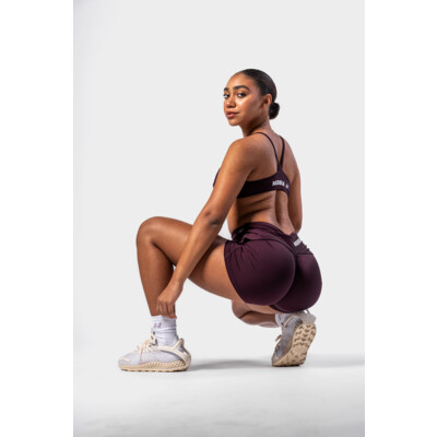 Nebbia V-shaping Belt Shorts STRONG BEAUTY 428 dark red