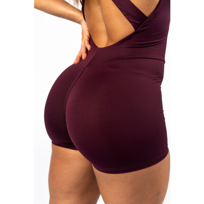 Nebbia Body-Enhancing Workout Jumpsuit STRONG BEAUTY 427 dark red