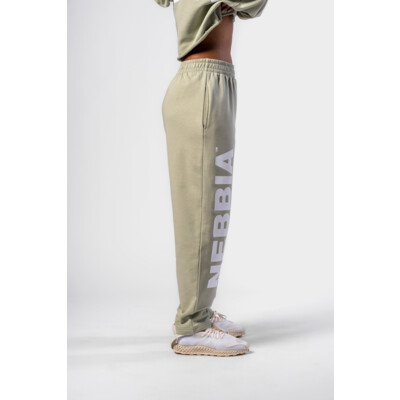 Nebbia Loose-Fit Baggy Pants BOYFRIEND STYLE 432 vert clair