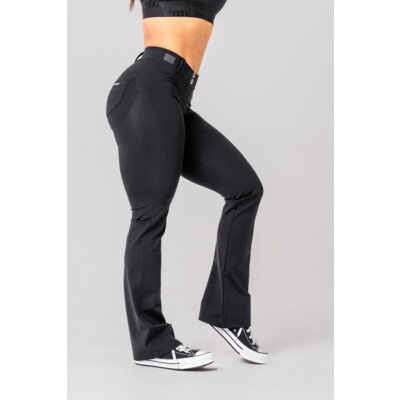 Nebbia Bubble Butt Flared Pants 2.0 POWER LIFT 308 sort