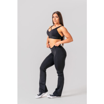Nebbia Bubble Butt Flared Pants 2.0 POWER LIFT 308 sort