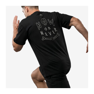BodyWorld Pánske tričko Now Or Never black